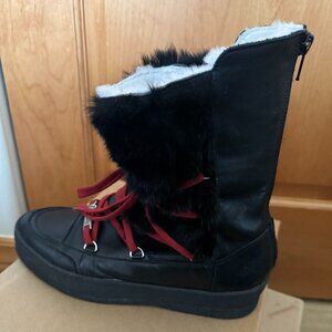 Ammann Women Black Boot with Red Laces and Fur 39